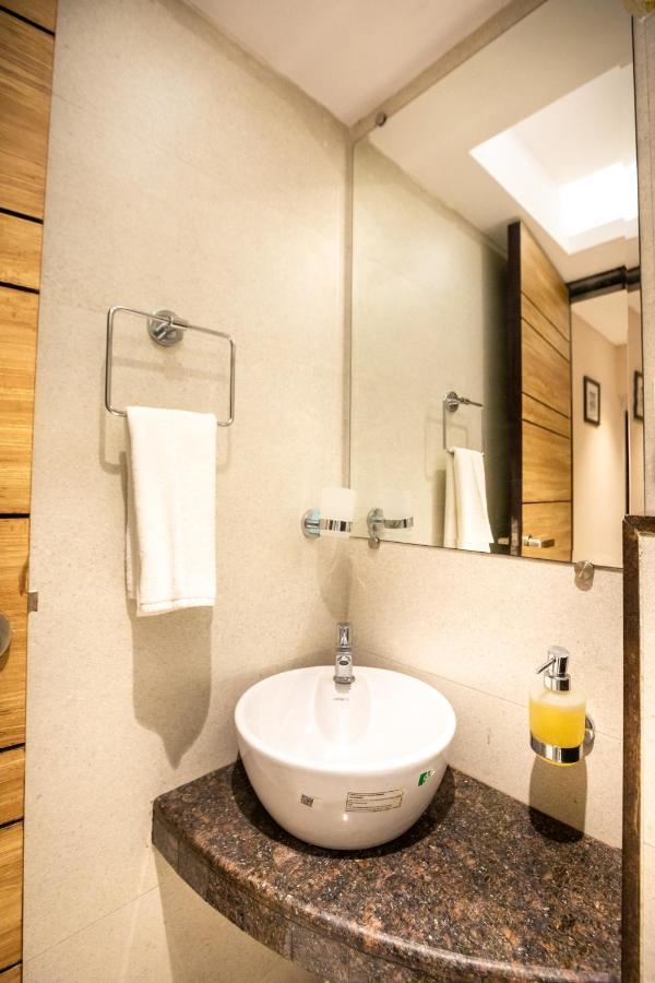 Hotel Pacific Residency - Andheri Mumbai Exterior photo