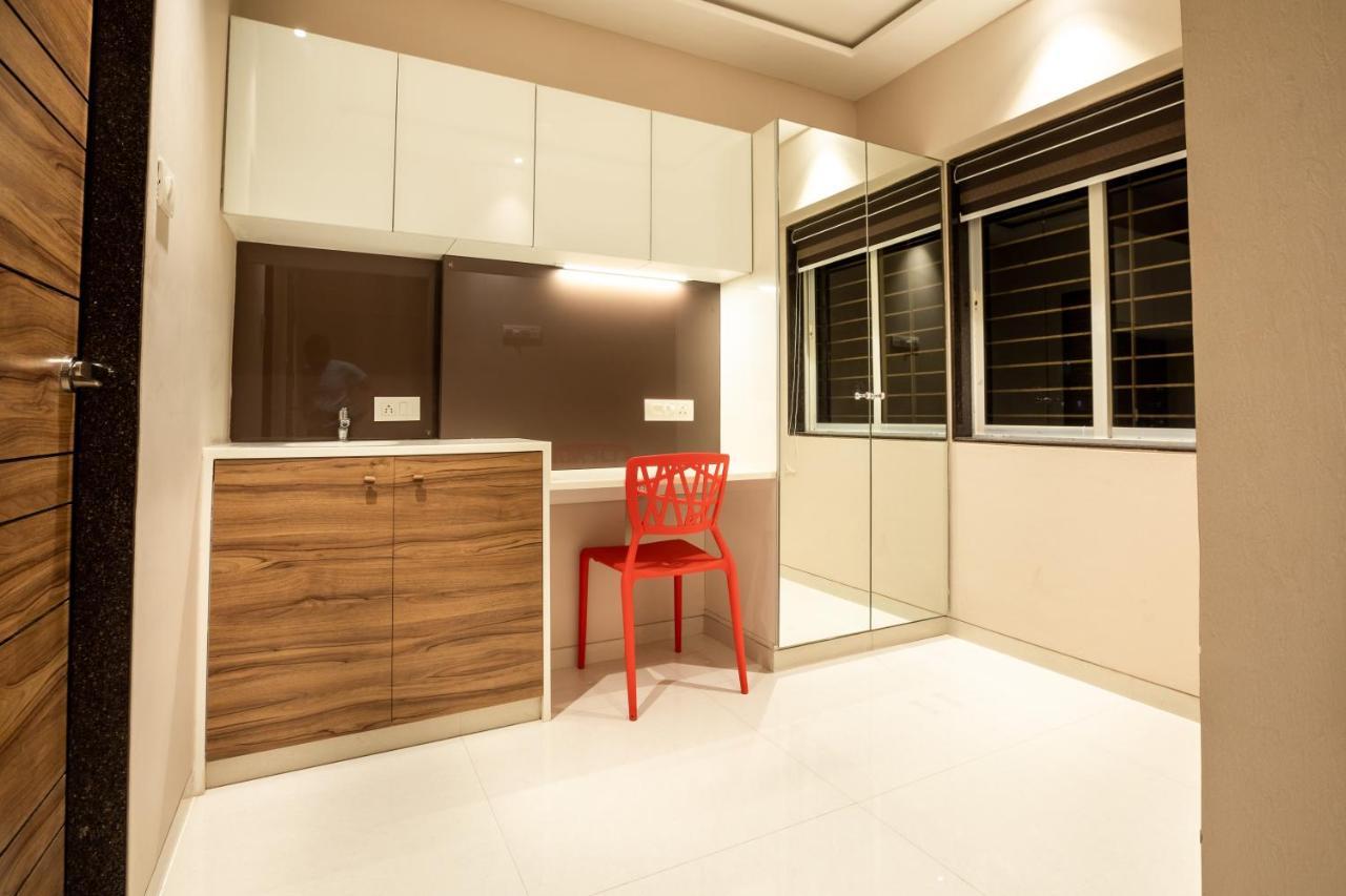 Hotel Pacific Residency - Andheri Mumbai Exterior photo